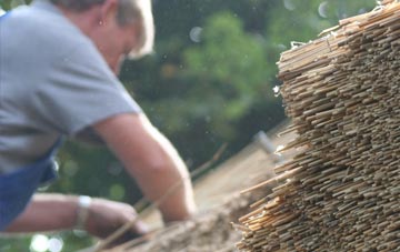 professional Hartshead Pike thatchers